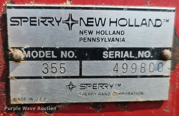 image for item DQ0304 New Holland 355  feed mixer