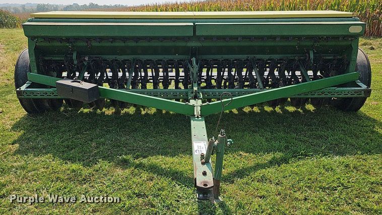 image for item DQ0305 John Deere 8350 266D  grain drill