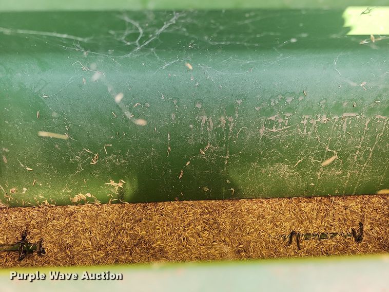 image for item DQ0305 John Deere 8350 266D  grain drill