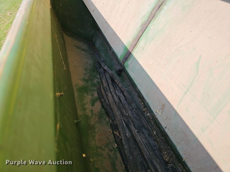 image for item DQ0305 John Deere 8350 266D  grain drill