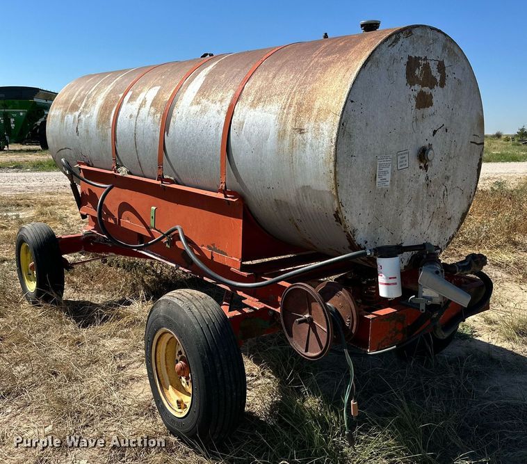 image for item DQ1416 Fuel trailer