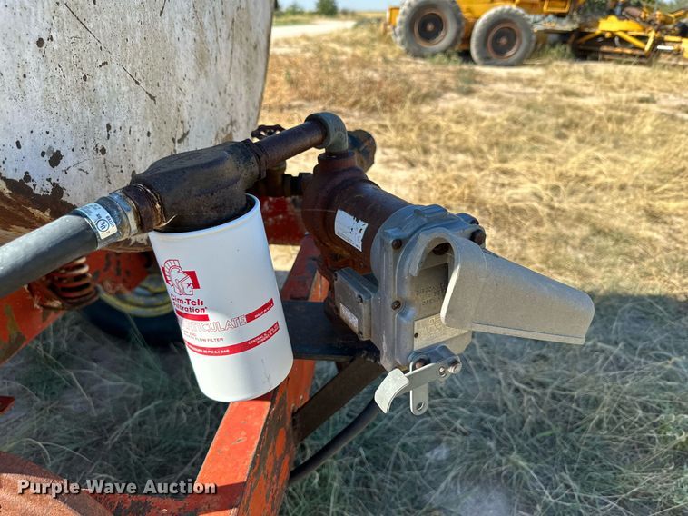 image for item DQ1416 Fuel trailer