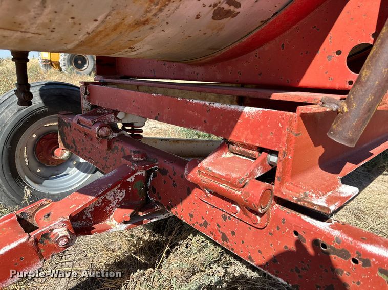 image for item DQ1416 Fuel trailer