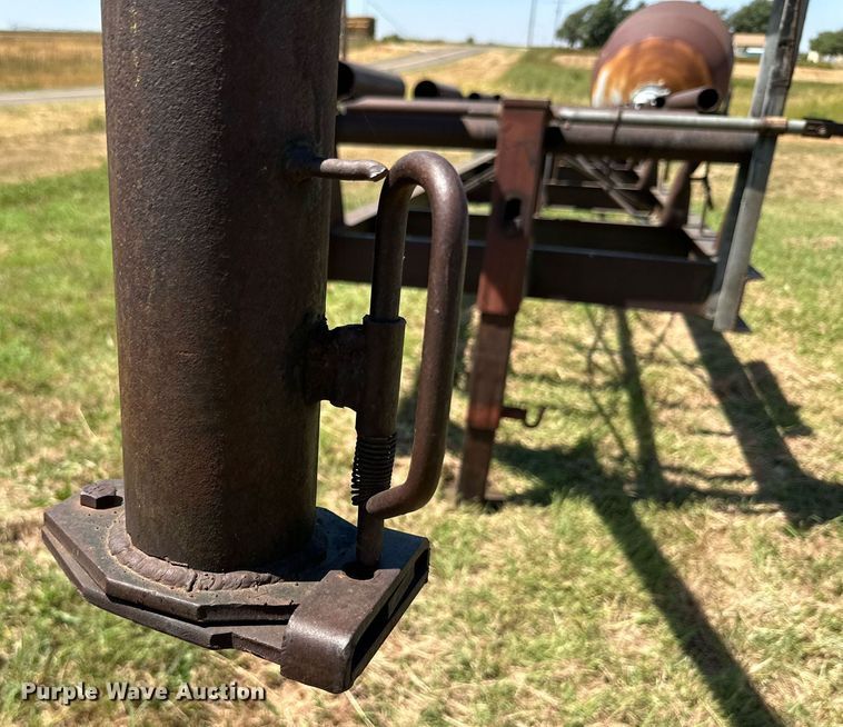 image for item DQ1418 Shop built round bale trailer