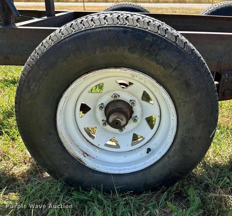 image for item DQ1418 Shop built round bale trailer
