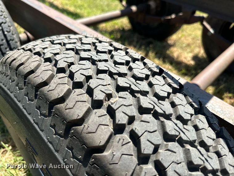 image for item DQ1418 Shop built round bale trailer