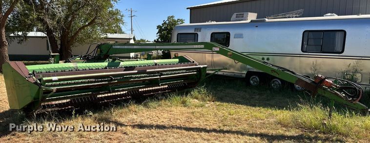 image for item DQ1419 John  Deere 1600  swather / windrower