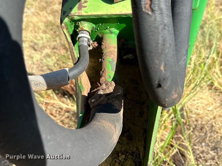 image for item DQ1419 John  Deere 1600  swather / windrower