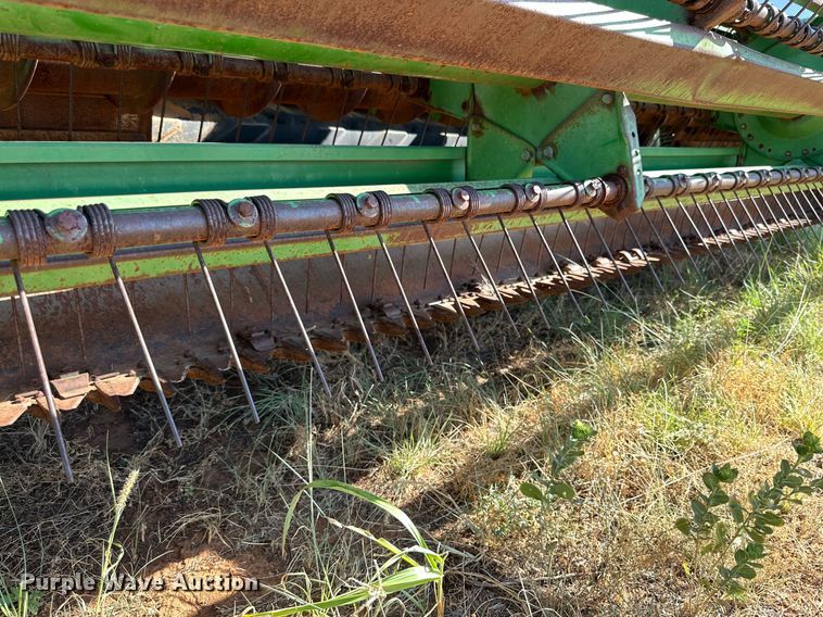image for item DQ1419 John  Deere 1600  swather / windrower