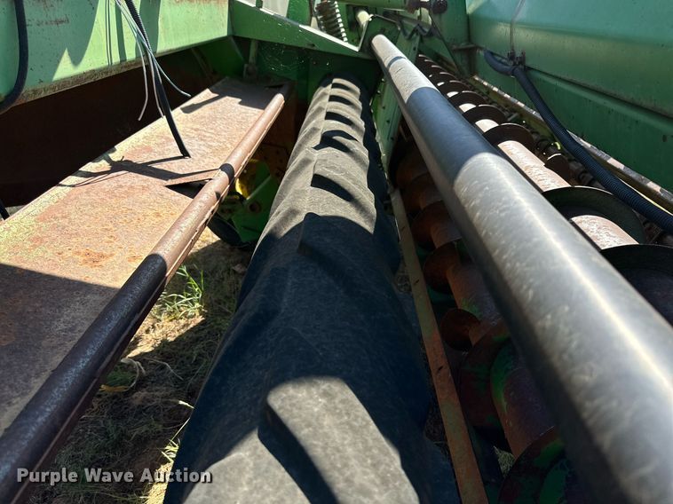 image for item DQ1419 John  Deere 1600  swather / windrower