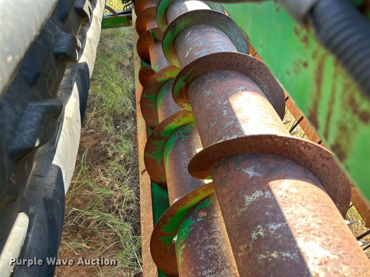 image for item DQ1419 John  Deere 1600  swather / windrower