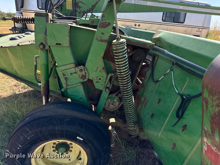 image for item DQ1419 John  Deere 1600  swather / windrower
