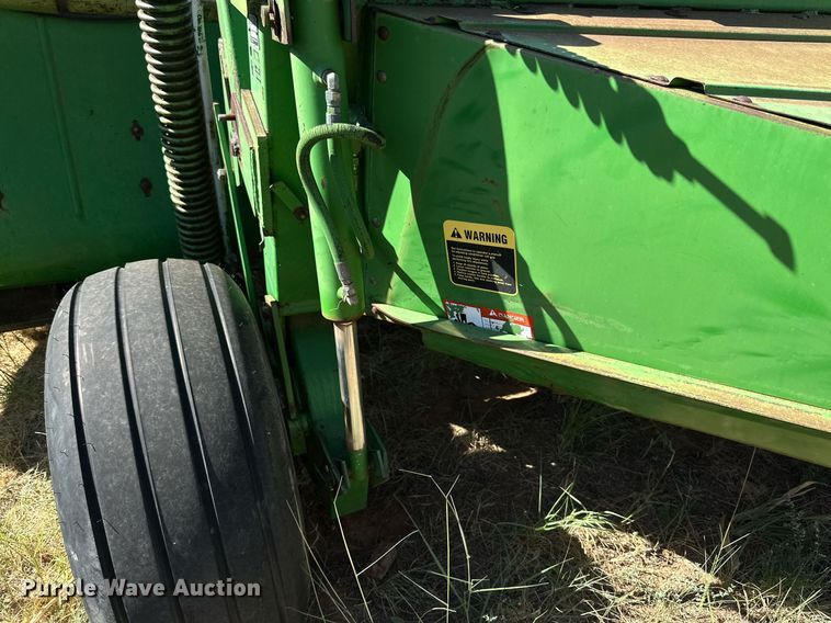 image for item DQ1419 John  Deere 1600  swather / windrower