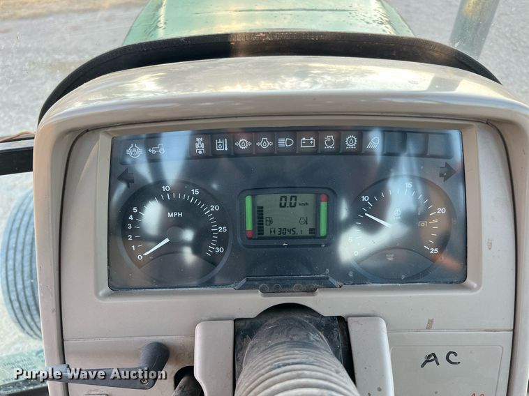 image for item DQ2188 John Deere 6415  tractor