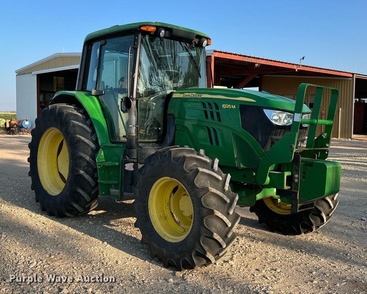 image for item DQ2189 2015 John Deere 6125M  MFWD tractor