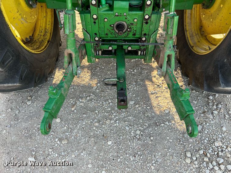 image for item DQ2189 2015 John Deere 6125M  MFWD tractor