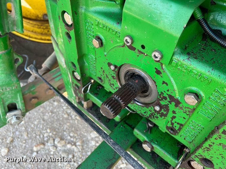 image for item DQ2189 2015 John Deere 6125M  MFWD tractor