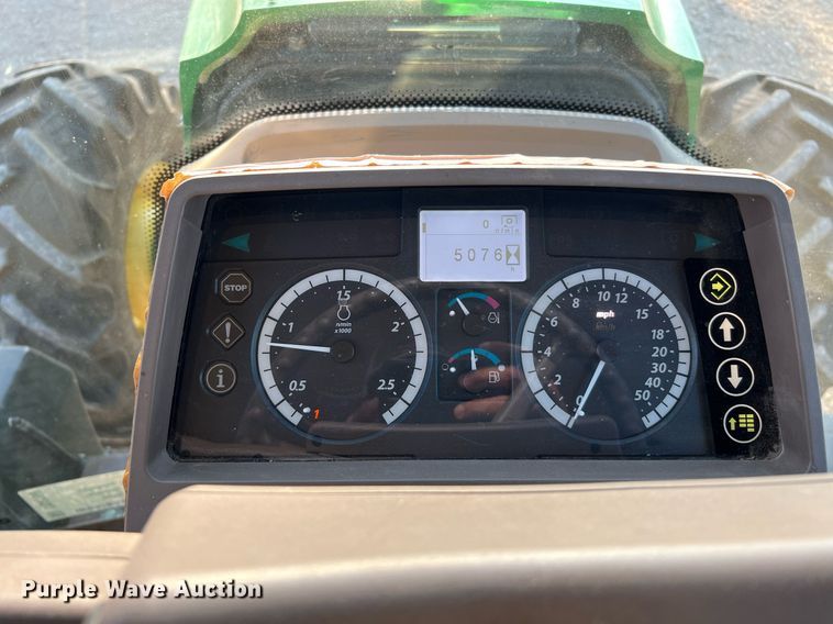 image for item DQ2189 2015 John Deere 6125M  MFWD tractor