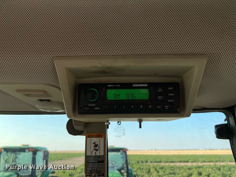 image for item DQ2189 2015 John Deere 6125M  MFWD tractor