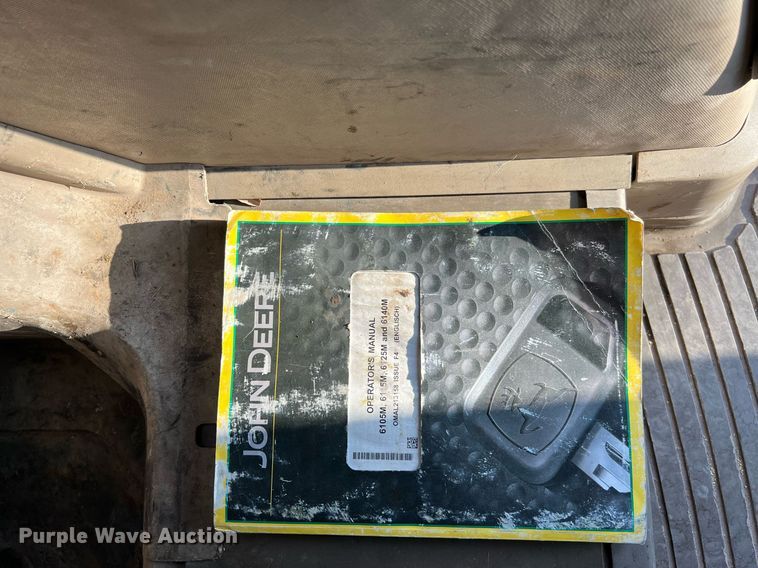 image for item DQ2189 2015 John Deere 6125M  MFWD tractor