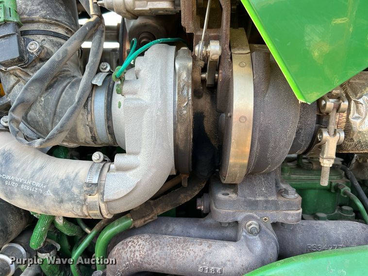 image for item DQ2189 2015 John Deere 6125M  MFWD tractor