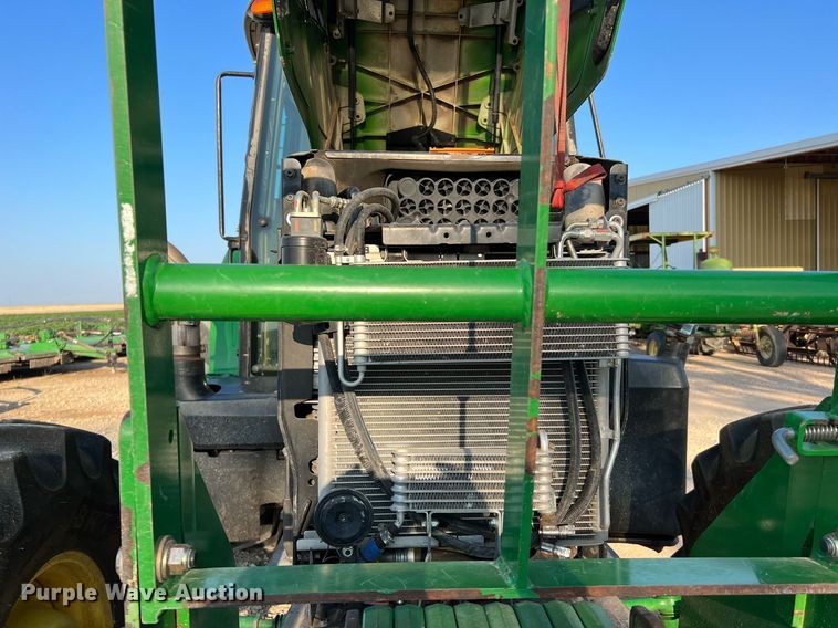 image for item DQ2189 2015 John Deere 6125M  MFWD tractor