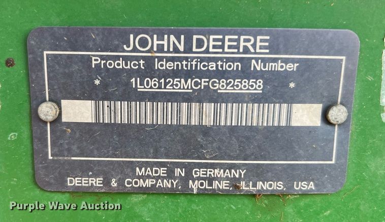 image for item DQ2189 2015 John Deere 6125M  MFWD tractor