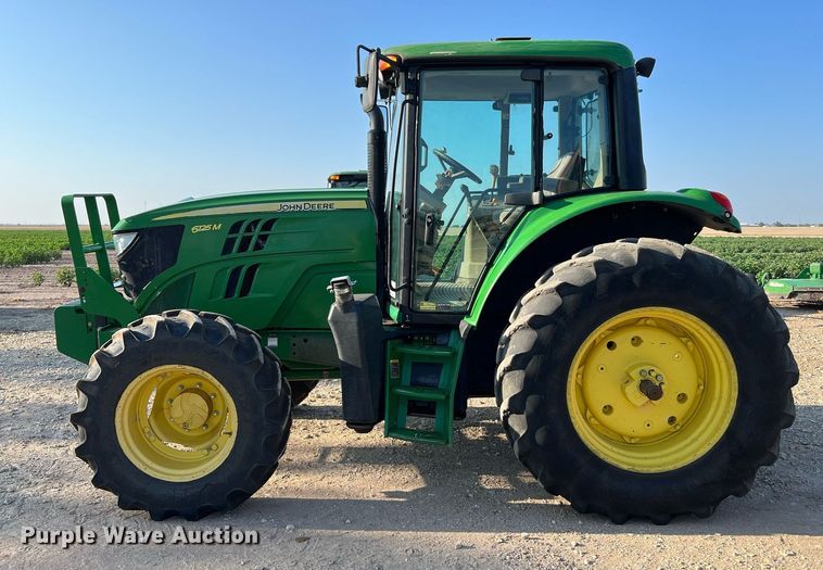 image for item DQ2190 2015 John Deere 6125M  MFWD tractor
