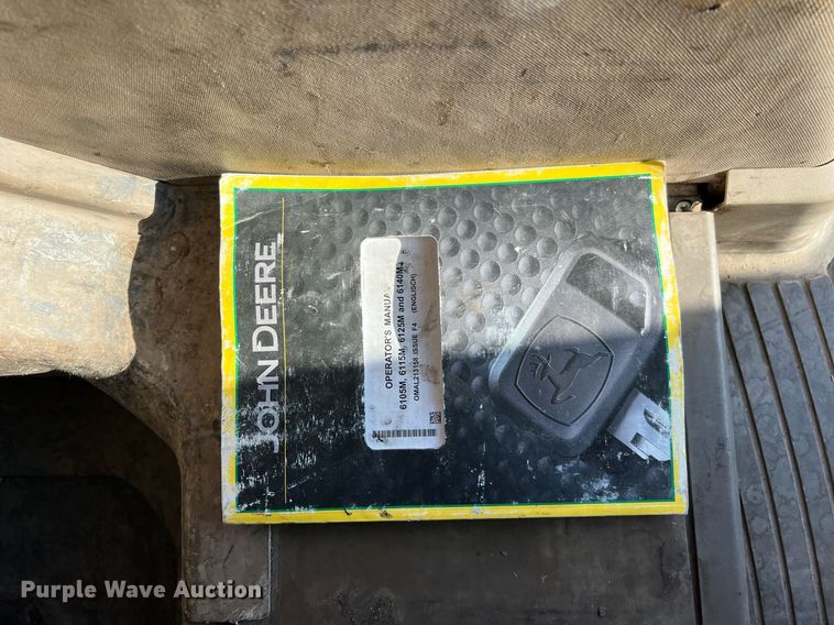 image for item DQ2190 2015 John Deere 6125M  MFWD tractor