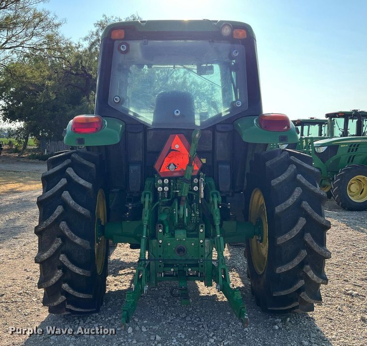 image for item DQ2191 2015 John Deere 6115M  MFWD tractor