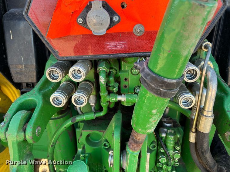 image for item DQ2191 2015 John Deere 6115M  MFWD tractor