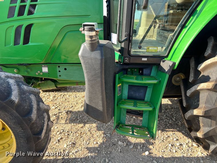 image for item DQ2191 2015 John Deere 6115M  MFWD tractor