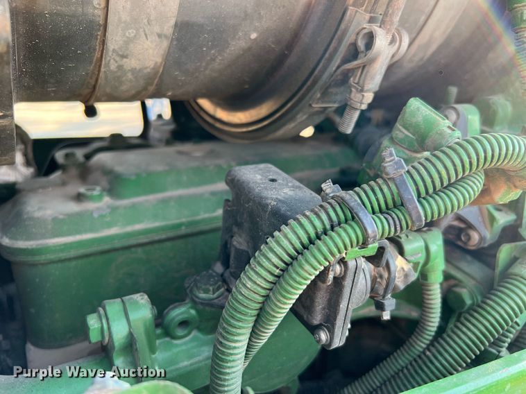 image for item DQ2191 2015 John Deere 6115M  MFWD tractor