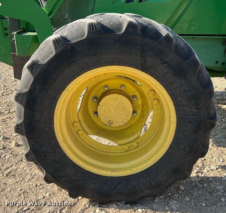 image for item DQ2191 2015 John Deere 6115M  MFWD tractor