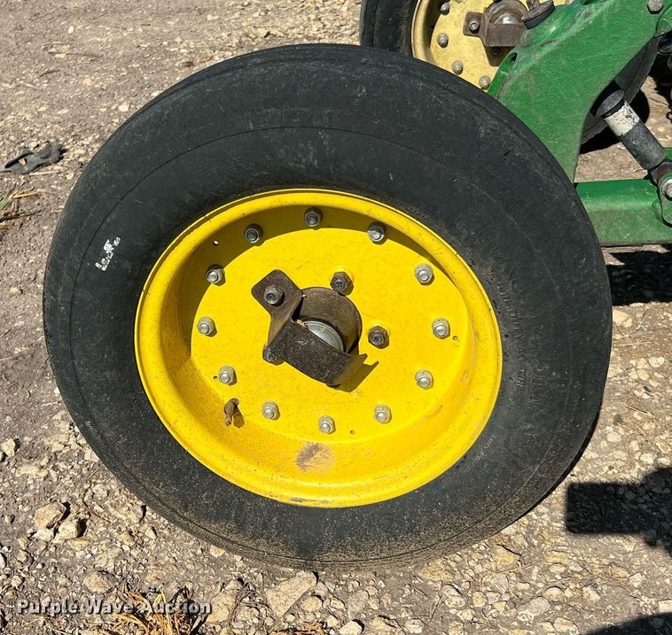 image for item DQ2194 2017 John Deere CX15  batwing rotary mower