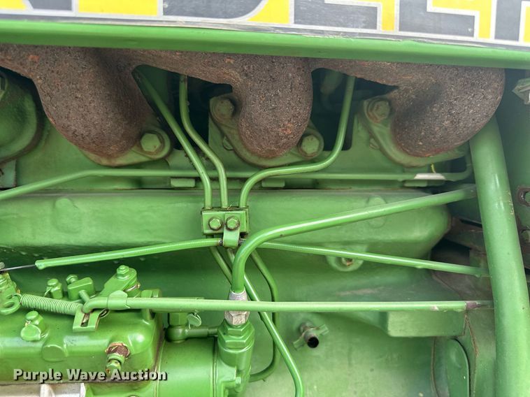 image for item DS2275 1980 John Deere 2040  tractor