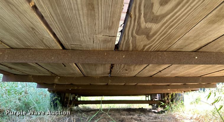 image for item DS7141 1988 Travalong  livestock trailer