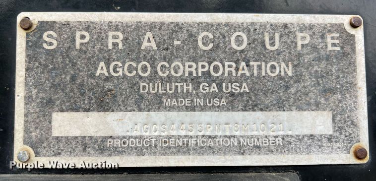 image for item II9173 SpraCoupe 4455  sprayer with Duo Lift trailer