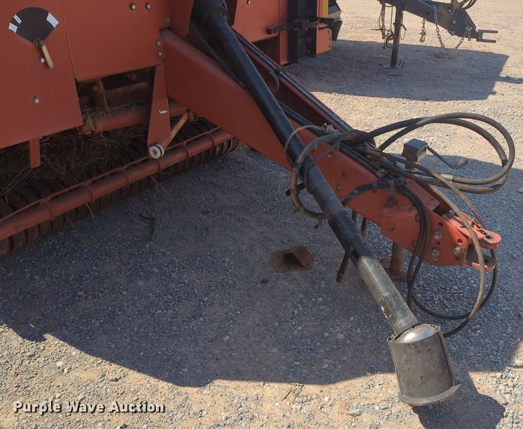 image for item KB9393 Hesston 845  round baler