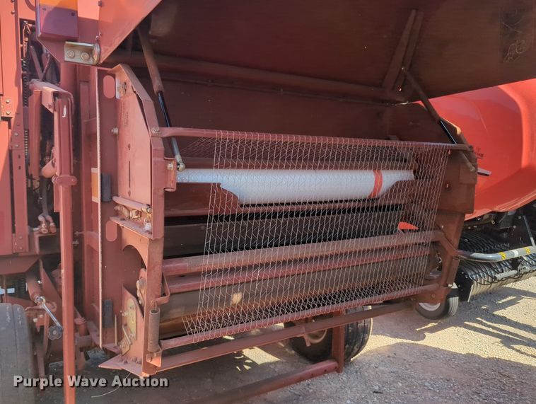 image for item KB9393 Hesston 845  round baler