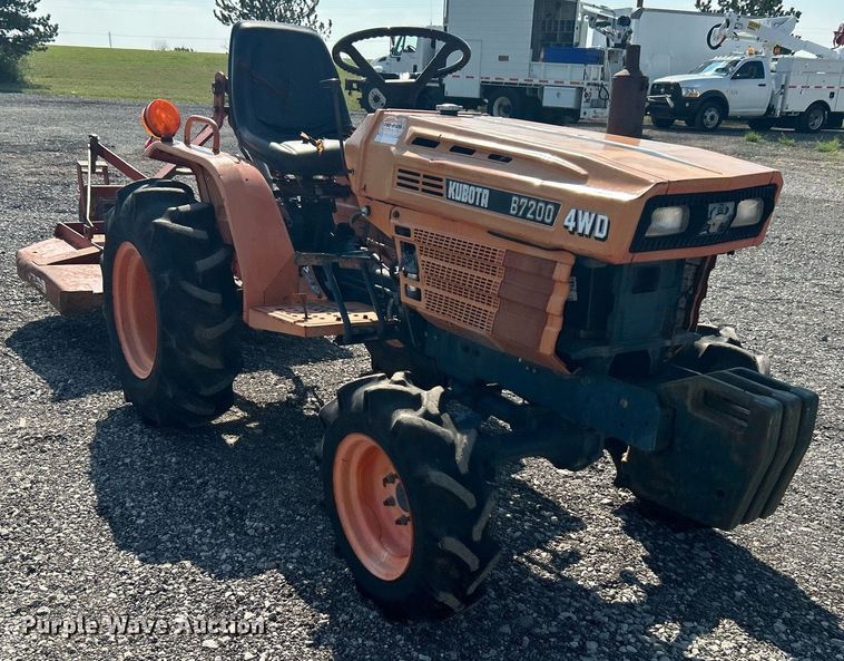 image for item KW9058 1984 Kubota B7200  MFWD tractor