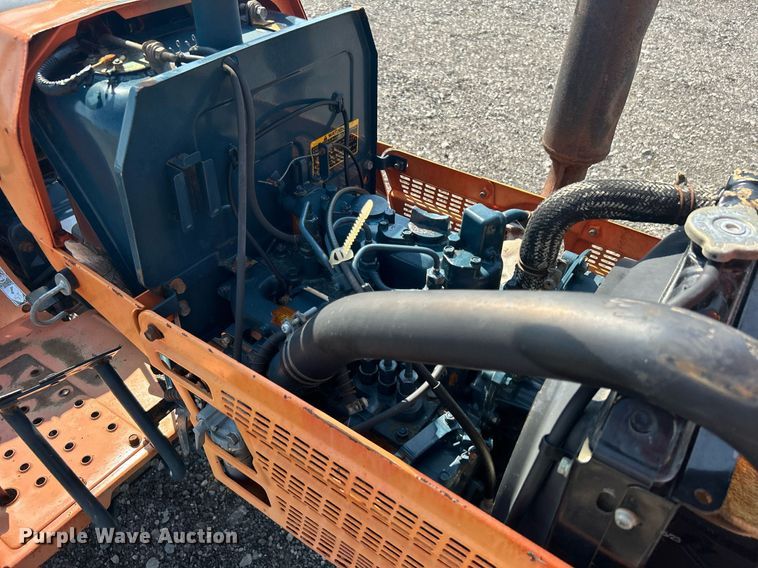 image for item KW9058 1984 Kubota B7200  MFWD tractor