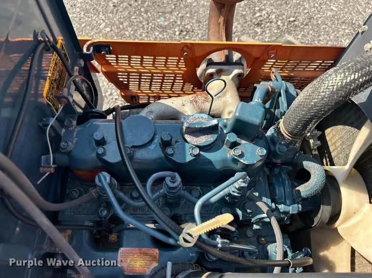 image for item KW9058 1984 Kubota B7200  MFWD tractor