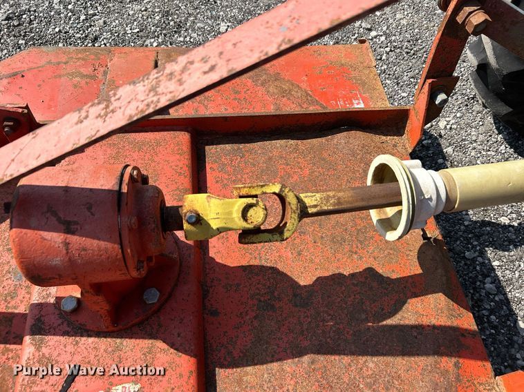 image for item KW9058 1984 Kubota B7200  MFWD tractor