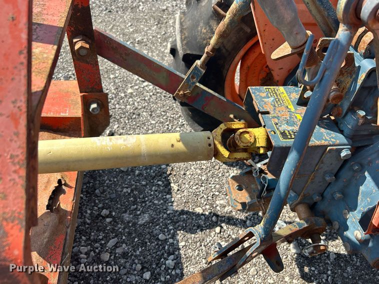 image for item KW9058 1984 Kubota B7200  MFWD tractor