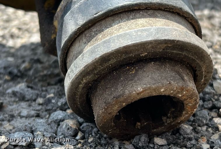 image for item LF9439 Bush Hog 2615L1  batwing rotary mower