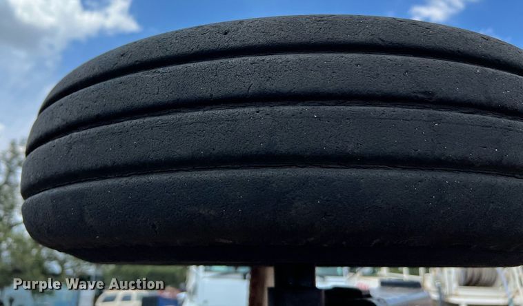 image for item LF9439 Bush Hog 2615L1  batwing rotary mower