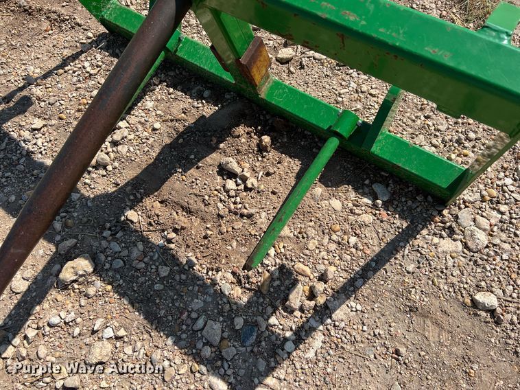 image for item LF9443 Frontier  bale spear