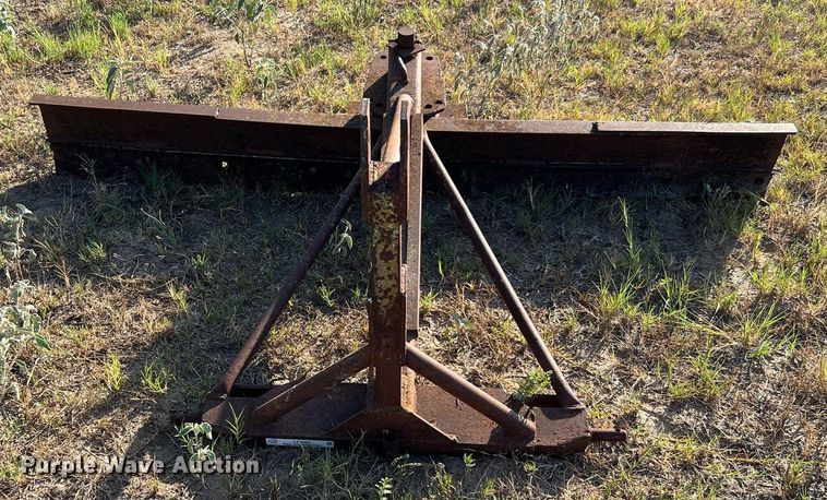 image for item LF9469 8' W three point blade