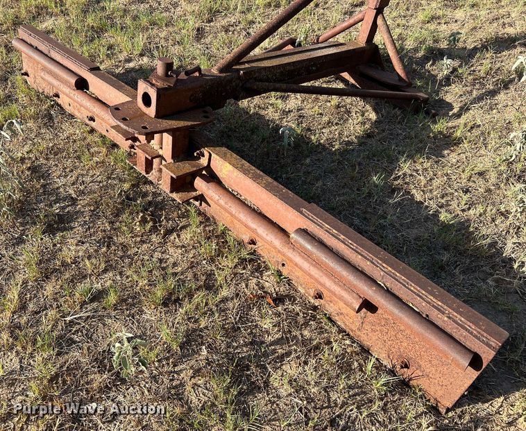 image for item LF9469 8' W three point blade